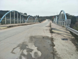 仙海区《长河堰村部至燕子小区道路建设工程》